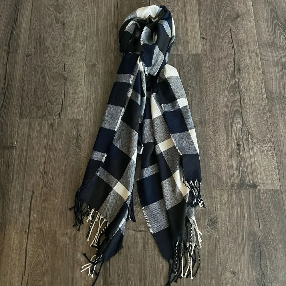 PLUSH APPAREL Ultra Soft Plaid Scarf White Navy Black